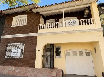 Casa de 5 ambientes, Ciudad de Mendoza · Hermosa Casa en Venta Avda. Mitre Casi Coronel Plaza