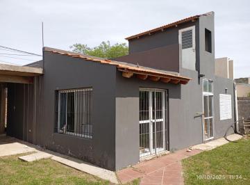 Casa de 4 ambientes, San Francisco del Monte de Oro · Casa con 3 Dorm. en 307 m² en Venta en San Francisco del Monte de Oro