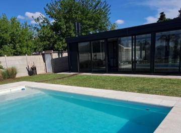 Casa · 150m² · 2 Dormitorios · 2 Cocheras · Venta Casa Roldan con Pileta - Roldan Santa Fe