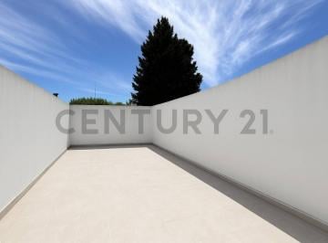 Departamento · 32m² · 1 Cochera · Departamento Monoambiente con Patio a Estrenar