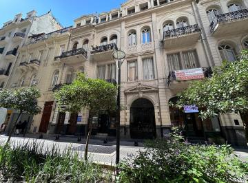 Departamento · 70m² · 4 Ambientes · Departamento Pb de 3 Amb C/dep Excelente Zona