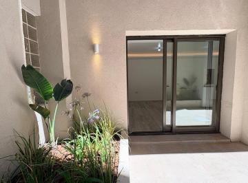 Casa · 114m² · 4 Ambientes · - Venta Casa Tres Dorm. con Patio