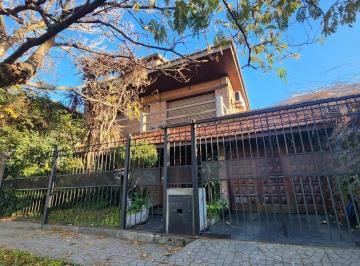 Casa · 150m² · 5 Ambientes · 1 Cochera · Casa en San Fernando