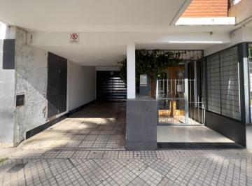 Departamento · 35m² · 2 Ambientes · 1 Cochera · Venta - Departamento de un Dormitorio con Cochera - Barrio Lourdes