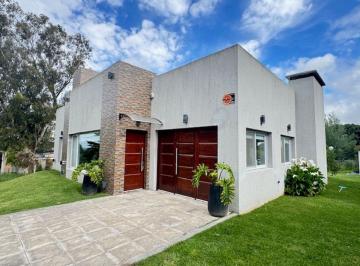 Casa de 3 ambientes, Mar del Plata · Excelente Casa C/ Gas Natural y Piscina en Sierra de Los Padres