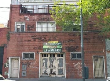 Depósito de 4 ambientes, Floresta · Venta de Depósito / Local Comercial con Vivienda Sobre Lote Propio de 10 X 45 m.