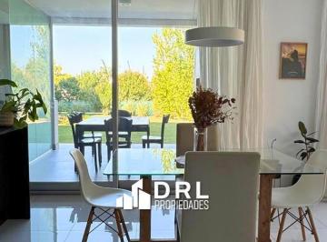 Departamento · 99m² · 4 Ambientes · Departamento con Salida a Jardín en Complejo La Rosella