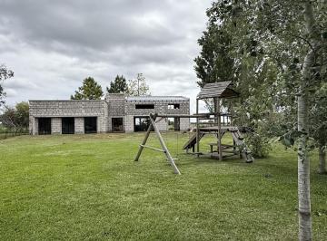 Casa · 163m² · 4 Ambientes · Casa en Roque Perez