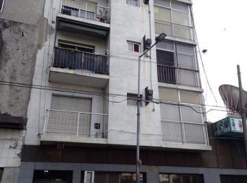 Departamento · 32ha · 2 Ambientes · Departamento en Venta Ubicado en Ciudadela, Tres de Febrero, G. B. a. Zona Oeste