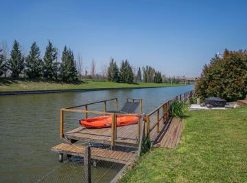 Casa · 330m² · 7 Ambientes · 6 Cocheras · Venta, Casa de 4 Dorm. - Virazon Al Agua