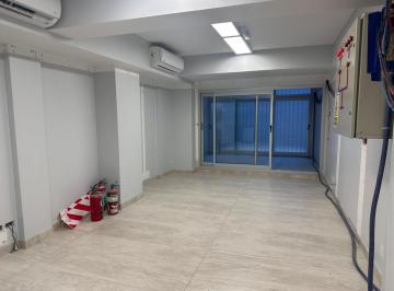 Oficina comercial · 55m² · 1 Ambiente · Edificio Nuevo Oficina Moderna con Terraza Propia en Planta Libre, Para Entrar!