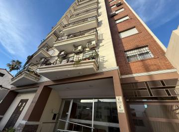 Departamento · 40m² · 2 Ambientes · 1 Cochera · Excelente Dpto en Venta en Edificio Isa II