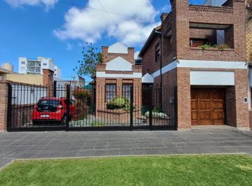 tres-de-febrero-villa-bosch-venta-casa-5-o-mas-ambientes · Casa de 5 Ambientes en Villa Bosch!