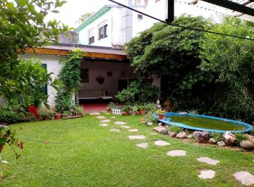 Casa · 201m² · 4 Ambientes · 1 Cochera · Casa en San Isidro