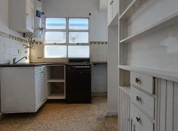 Departamento · 45m² · 3 Ambientes · Departamento de 2 Dorm. en Venta en 37 Entre 3 y 4, La Plata