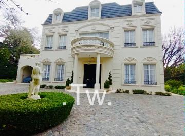 Casa de 9 ambientes, Pilar · Imponente Casa Estilo Francés en El Club de Campo Altos de Pilar