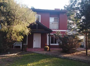 Casa · 200m² · 4 Ambientes · Venta Casa 4 Amb, Parque Sakura!