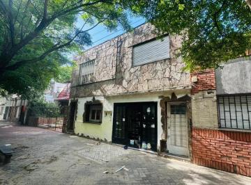 Casa · 250m² · 10 Ambientes · 1 Cochera · Casa Para Reciclar