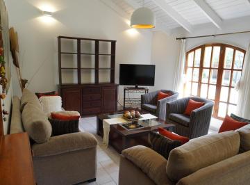 Foto · Casa en Venta - 4 Dorm. - Villa Belgrano Apta Credito