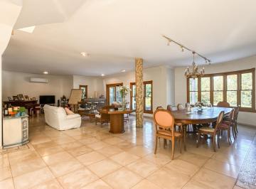 Casa · 538m² · 9 Ambientes · Casa en Venta, 4 Dorm. en Malvinas Argentinas - San Jorge Village