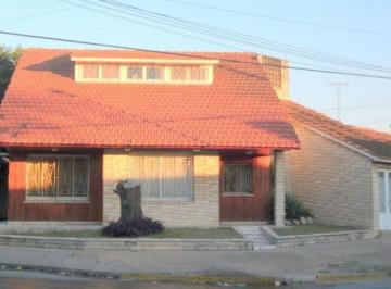 Casa de 5 ambientes, Quilmes · Casa en Venta