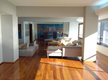Departamento · 270m² · 8 Ambientes · 2 Cocheras · Jujuy Esquina Corrientes