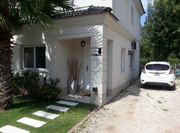 Casa · 75m² · 3 Ambientes · 2 Cocheras · Casa Dúplex en Venta en Palmas del Sol, Pilar, G. B. a. Zona Norte
