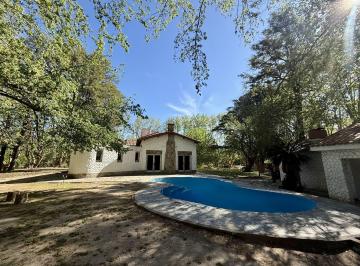 FUG-RSF-997_2 · Venta Casa en Oliveros de 3 Dorm. y Pileta Rio Carcaraña