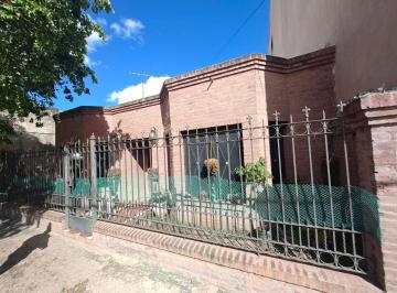 Casa de 3 ambientes, Esteban Echeverría · Casa en Venta