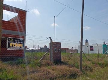 Terreno , Cañuelas · Lote con Construccion a Terminar en Venta