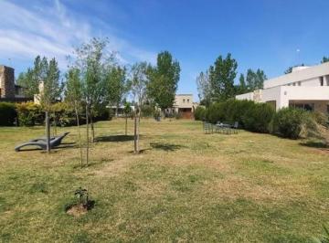 Terreno · 878m² · Excelente Terreno Puerto Roldan 878 m². Escriturado