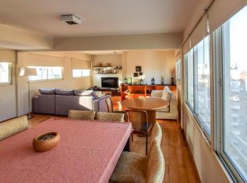 Departamento · 176m² · 8 Ambientes · 2 Cocheras · Departamento 3 Dorm. de Categoria con Vista Parcial Al Rio
