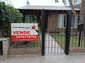 Casa · 170m² · 4 Ambientes · 4 Cocheras · Casa en Venta Barrio Altos de Mendoza. Rosario. Apta Credito