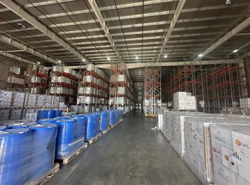 Depósito · 3500m² · Alquiler Depósito 3.500 m² Zarate