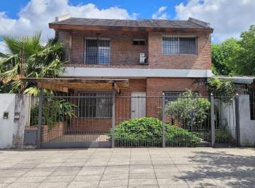 Casa de 5 ambientes, La Matanza · Excelente Chalet de 5 Ambientes Sobre Lote de 407 m² a 1 Cuadra de Av