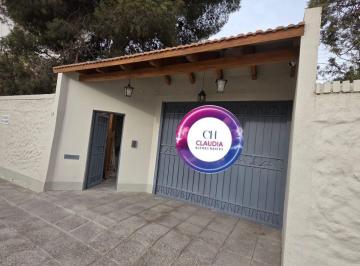 Casa de 5 ambientes, Cipolletti · Vende!casa de Categoría en El Corazón de Cipolletti – Amplios Espacios y Confort Premiun