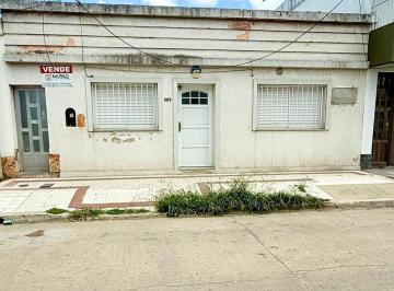 Frente · Casa Venta: San Juan 669 San Lorenzo