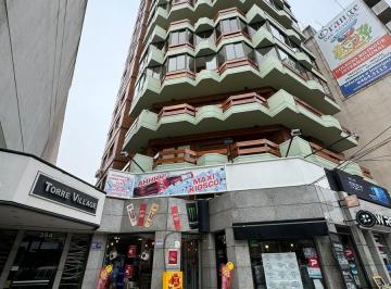 Departamento · 226m² · 6 Ambientes · 2 Cocheras · Piso 6 Amb. C/doble Cochera 230 m² - Piso 8 - Ramos Mejia