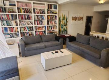 Casa de 5 ambientes, Avellaneda · Casa en Piñeiro con Pileta y Quincho