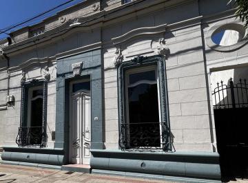 Local comercial · 307m² · 15 Ambientes · Local en Barrio 30 de Octubre