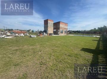 Terreno · 300m² · Terreno en Pilar en Barrio Cerrado