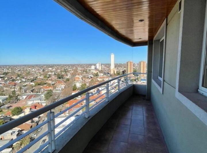 Departamento · 75m² · 3 Ambientes · 1 Cochera