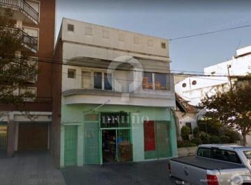 Local comercial · 408m² · 3 Ambientes · Local - Alberti 2700 - Plaza Mitre