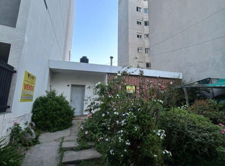 Terreno · 300m²