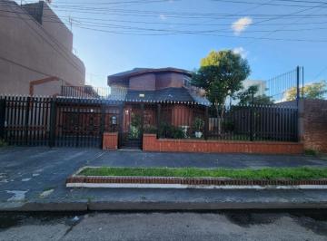 Casa de 6 ambientes, Lanús · Chalet 6 Ambientes en Venta, Lanús Oeste