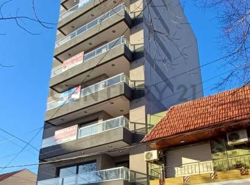 Departamento · 110m² · 4 Ambientes · Venta de Departamento 4 Ambientes a Estrenar, Coronel Segui 276, Lanus.