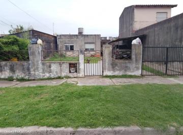 Casa · 78m² · 3 Ambientes · Venta de Casa 3 Ambientes a Reciclar - Villa de Mayo Gran Oportunidad