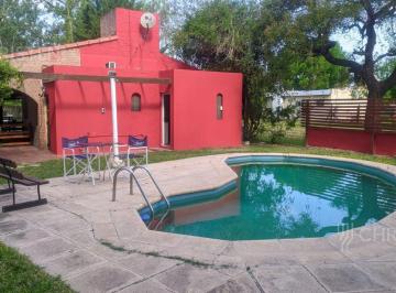 Pileta con solarium · Quinta en Venta en Sauce Viejo (Pueblo)