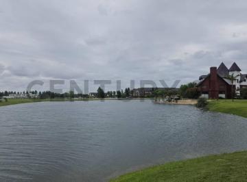 Terreno · 747m² · Lote con Hermoso Fondo a La Laguna en Barrio Ciudad Náutica El Principado