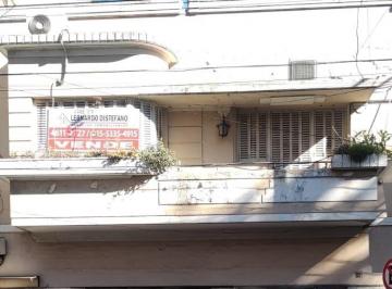 PH de 4 ambientes, Flores · PH de 187 m² con 3 Dorm., Dependencia de Servicio y Terraza en Venta en Flores